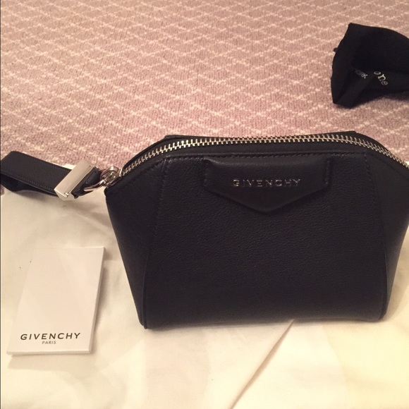 Never used Givenchy Antigona Wristlet