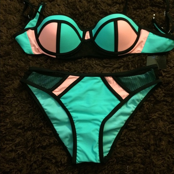 🚫SOLD🚫Colorblock bikini - Picture 4 of 4