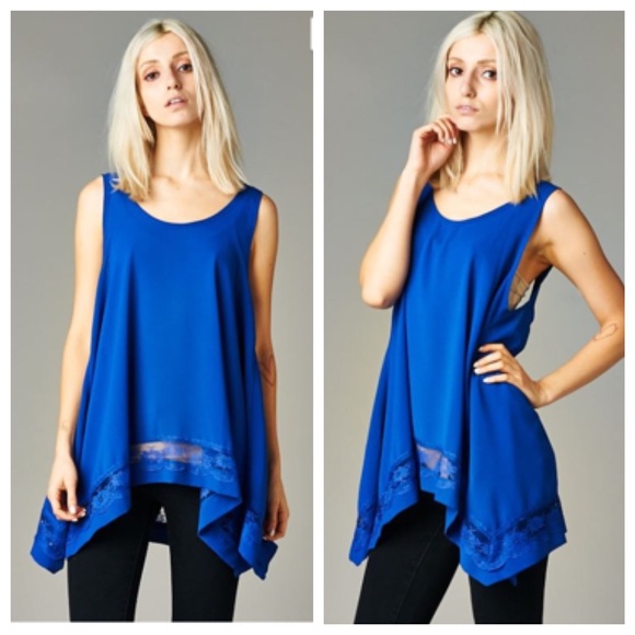 Tops - Loose fit sleeveless top