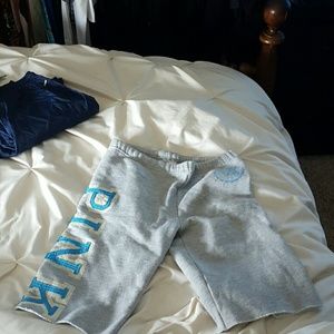 Capri sweatpants
