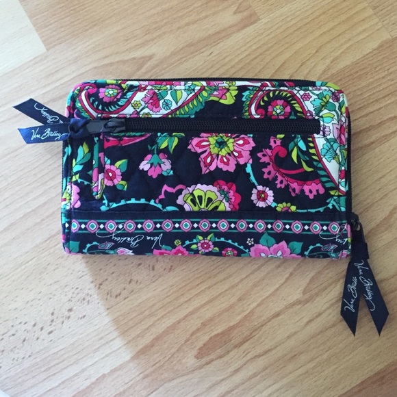 Vera Bradley wallet - Picture 2 of 4