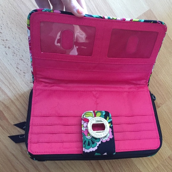 Vera Bradley wallet - Picture 3 of 4