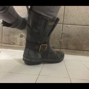 Burberry rain boot