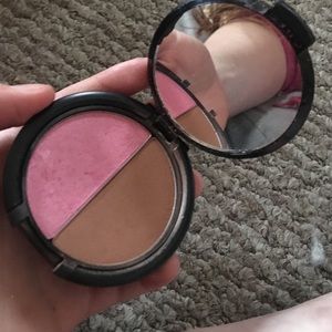 Bronzer/blush and mirror set