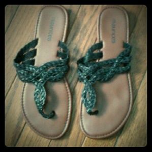 Maurices black braided thong sandal