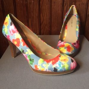 Bandolino floral heels