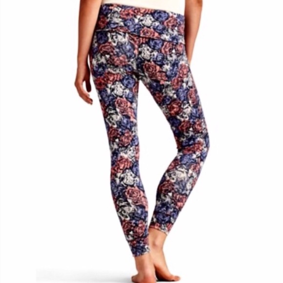 Lucky Brand Pants - Lucky Brand Lotus Rose Garden Legging- New w/Tags