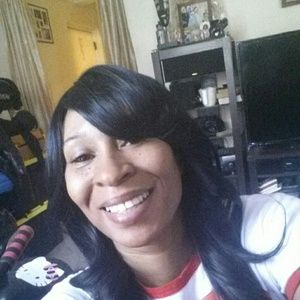 Meet your Posher, Lakisha