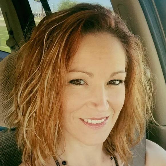 Meet your Posher, Amy - Picture 1 of 1