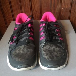 Nike free 5.0+ Shield