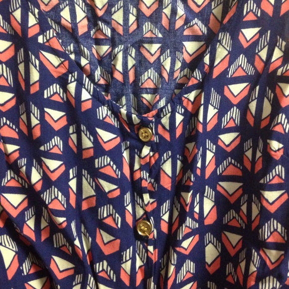 Pink and blue spring tank! Charlotte Russe - Picture 2 of 4