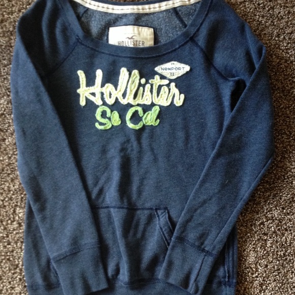 Women's size small Hollister sweatshirts
