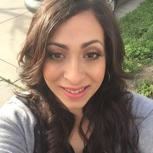 Meet your Posher, Gina