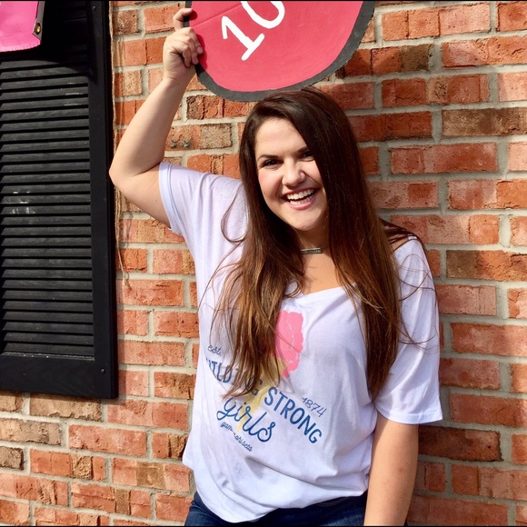 Meet your Posher, Ellie - Picture 2 of 2