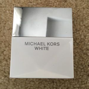 NEW Michael Kors White perfume 1.0oz