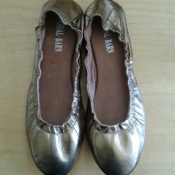 Casual Barn gold flats