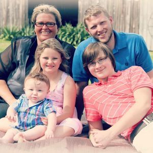 Meet your Posher, Christy