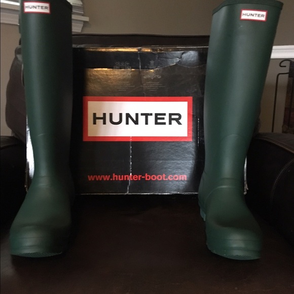 Hunter boots men's sz 9. Women's 10.5