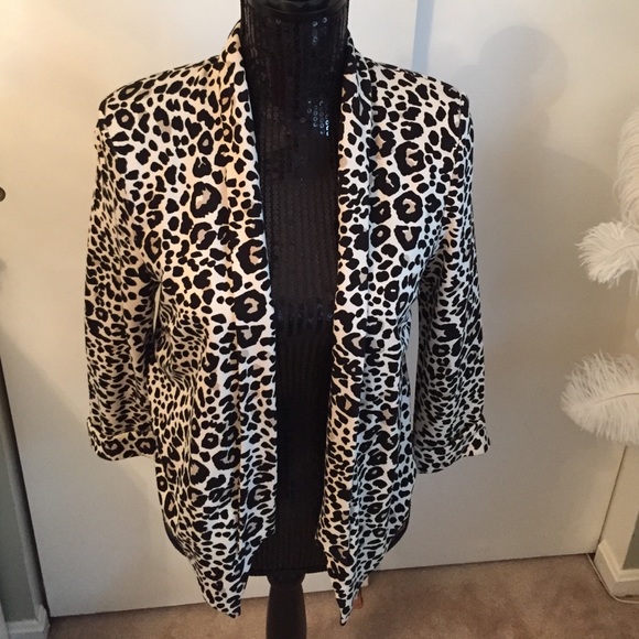 H&M Jacket 🐆