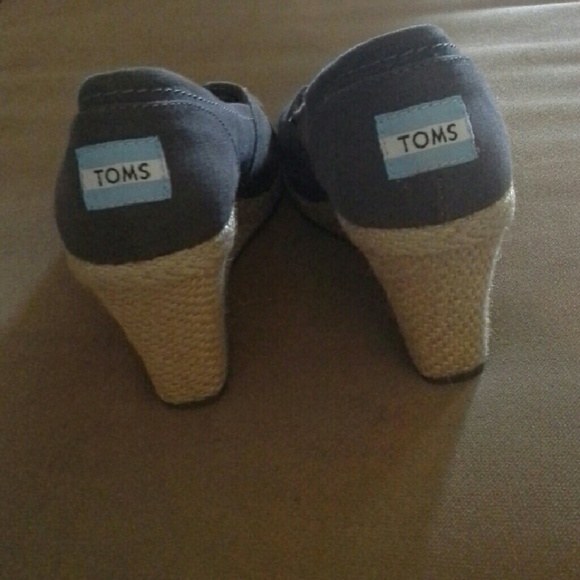 Tom's wedge