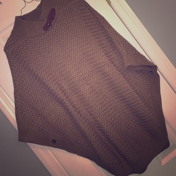 Banana Republic Sweaters - Banana Republic brown poncho