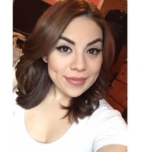 Meet your Posher, Anahi