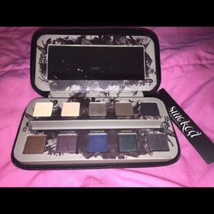 LIMITED EDITION Urban Decay Smoked Palette