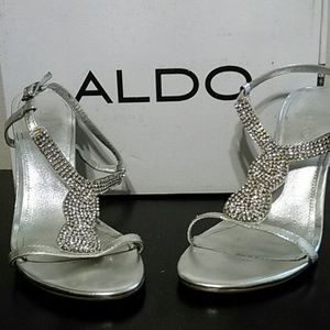 High heel sandals