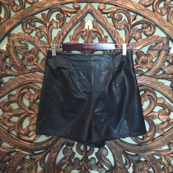 Pleather high waisted short shorts