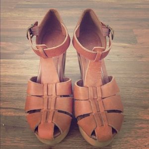 Madewell brown leather wooden platform heel 7.5