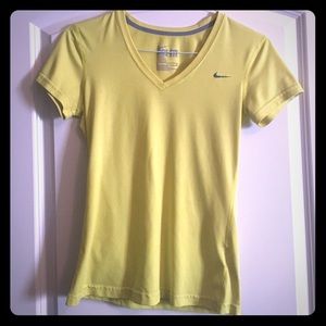 Nike Dri fit regular fit small Tshirt