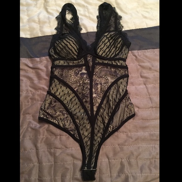Bebe Sexy black/lace bodysuit