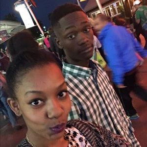 Meet your Posher, Christopher