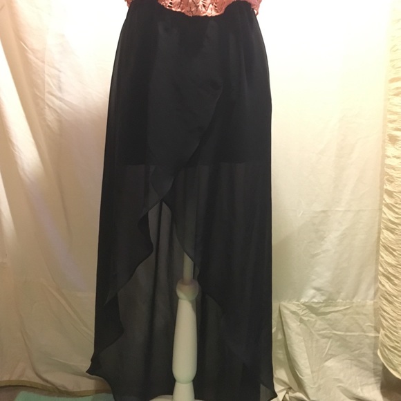 Black skirt