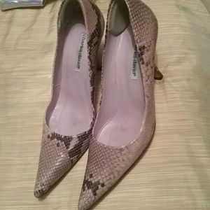 Charles David lizard shoes sz 10