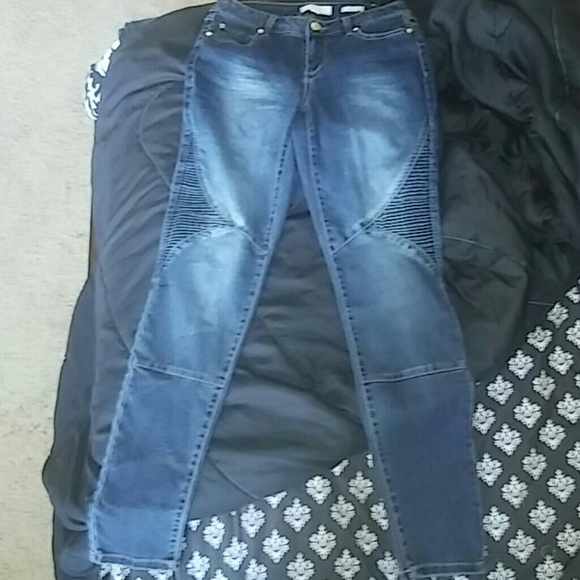 NickiMinaj jeans