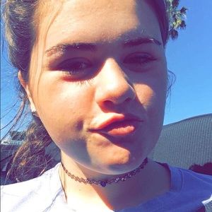 meet your seller💘