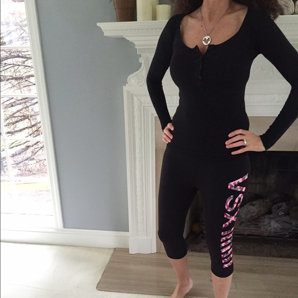 Top - Picture 1 of 2