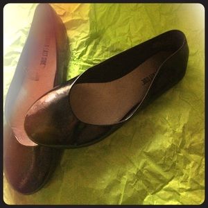 Black Ballet Flats