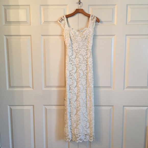 The White House Lace dress