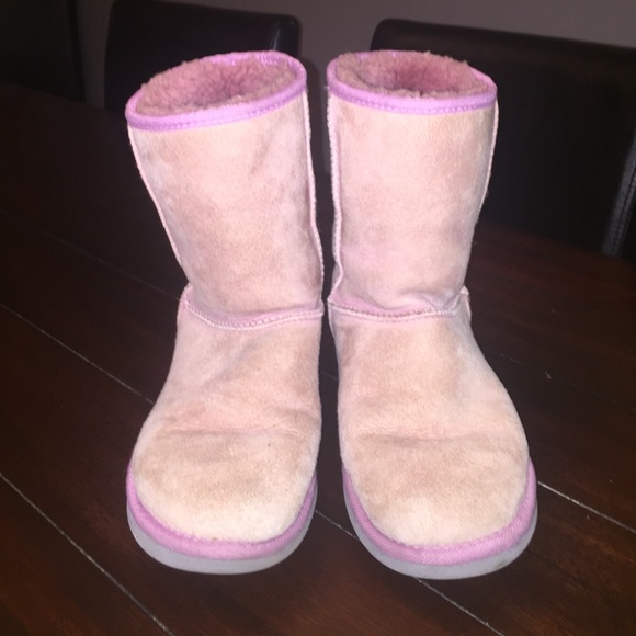 Authentic PINK Uggs 7 W Boots
