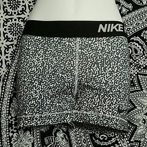 Nike || Pros