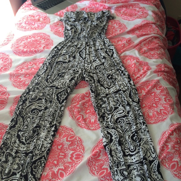 Black and white patterned romper