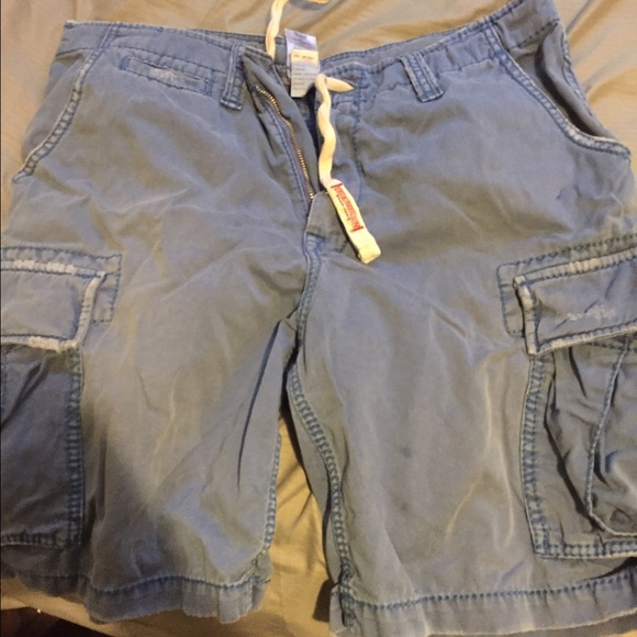 True shorts !! size 33