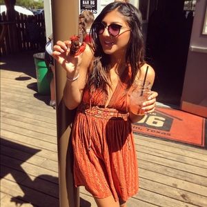 Meet your Posher, Neeloo