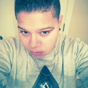 Meet your Posher, Brittney