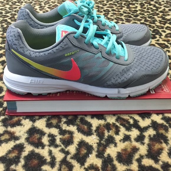 Nike aero Clearance