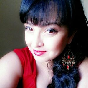 Meet your Posher, Sandra