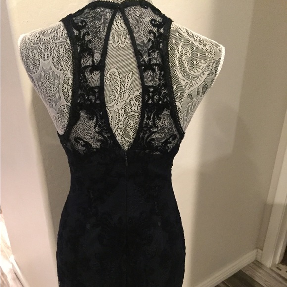 Adriana Papell flocked velvet lace dress - Picture 3 of 4
