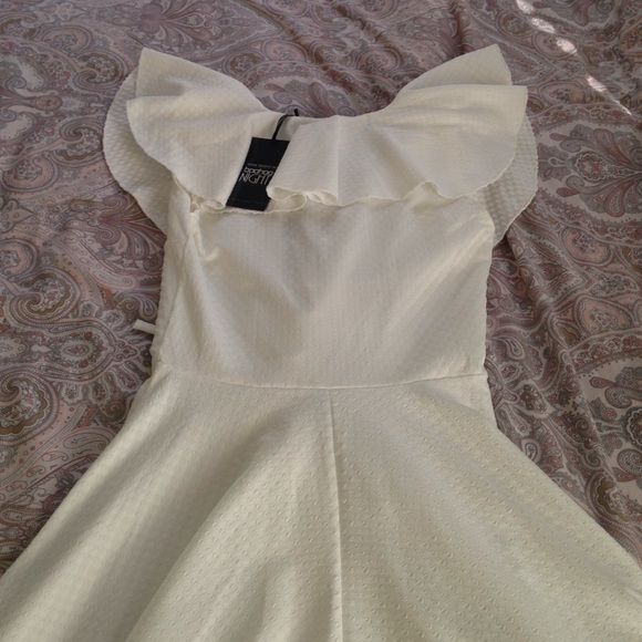 ✨✨SOLD✨✨ - Picture 3 of 4